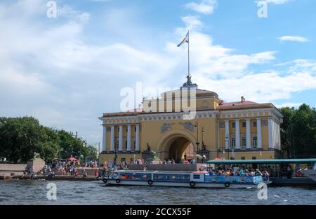 Le bâtiment admiralty à Saint-Pétersbourg, en Russie Banque D'Images