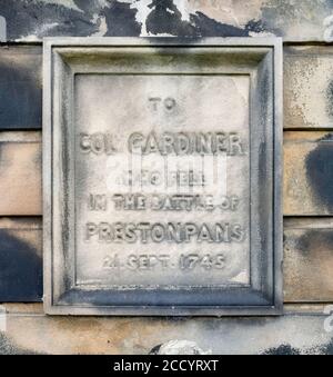 Détail du mémorial du colonel James Gardiner qui est décédé à la bataille de Prestonpan, Lothian oriental, Écosse, Royaume-Uni. Banque D'Images