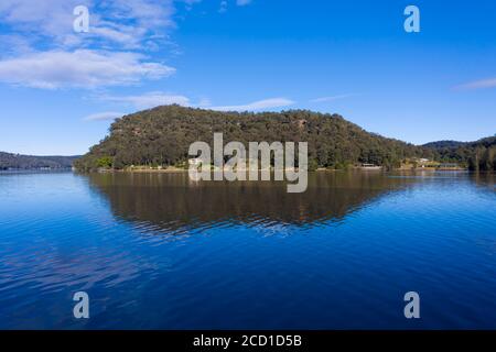 La rivière Hawkesbury à Wisemans Ferry dans la région du Nouveau Sud Pays de Galles en Australie Banque D'Images