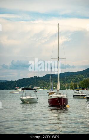 Deux navires sur Wörthersee Banque D'Images