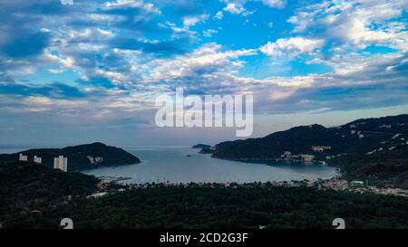 Photo aérienne de la côte d'Acapulco au Mexique Banque D'Images