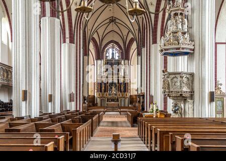 Innenraum der Kirche St. Stephan à Tangermünde, Sachsen-Anhalt, Allemagne | intérieur de l'église St Stephen à Tangermuende, Saxe-Anhalt, Allemagne Banque D'Images