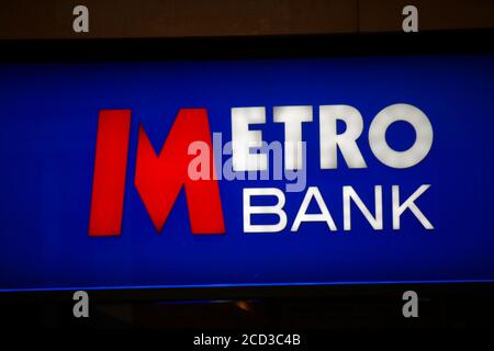 das logo der Marke/ le logo de la marque 'metro Bank', Cambridge, Angleterre (nur fuer redaktionelle Verwendung. Keine Werbung. Referenzdatenbank: http: Banque D'Images