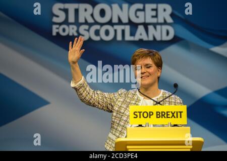 Glasgow, Écosse, Royaume-Uni. 27 novembre 2019. Photo : Nicola Sturgeon MSP - Premier ministre d'Écosse et chef du Parti national écossais (SNP). Lancement du manifeste électoral officiel du Parti national écossais (SNP) pour l'élection générale le 12 décembre 2019. Crédit : Colin Fisher/Alay Live News. Banque D'Images