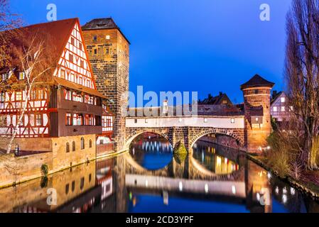 La vieille ville historique de Nuremberg en Franconie, Bavière en Allemagne. Banque D'Images