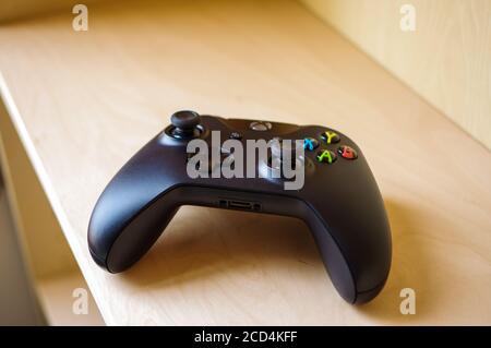 Manette sans fil Xbox noire Banque D'Images