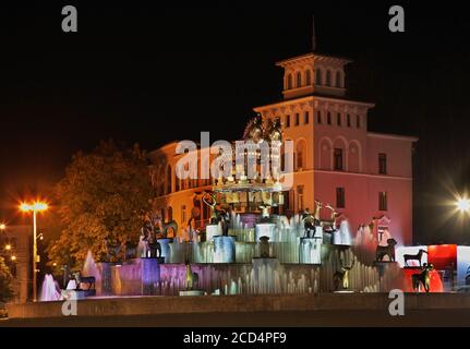 Colchis Fontaine à Davit Aghmashenebeli square à Kutaisi. Imereti Province. La Géorgie Banque D'Images