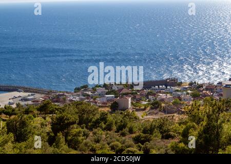 Babakale, Canakkale / Turquie - juillet 18 2020: Château de Babakale et centre ville de Turquie et le point le plus occidental de l'Asie continentale Banque D'Images