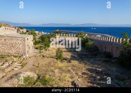 Babakale, Canakkale / Turquie - juillet 18 2020: Château de Babakale et centre ville de Turquie et le point le plus occidental de l'Asie continentale Banque D'Images