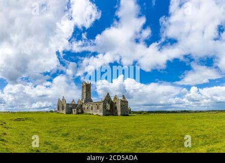 Ruines de Ross Errilly Friary dans le comté de Galway, Irlande Banque D'Images