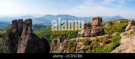 Vue sur les rochers de Belogradchik à la forteresse ottomane, Bulgarie Banque D'Images