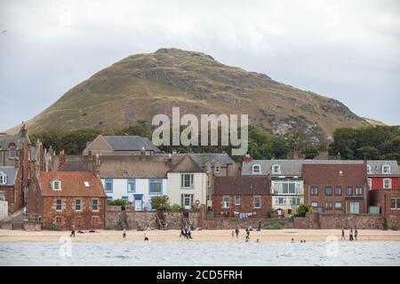 Loi de Berwick vue de la mer, Berwick du Nord, Lothian de l'est, Écosse Banque D'Images