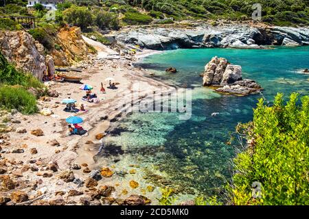 Mourtias Beach, proche du village de Promyri, Pélion du Sud, Magnessia, Thessalie, Grèce. Banque D'Images