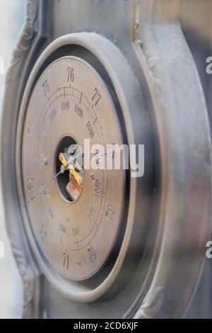Fahrenheit Monument dans la rue de Gdansk. Banque D'Images