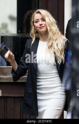 Amber Heard arrive pour les phases de clôture du procès de la haute Cour avec: Amber Heard où: Londres, Royaume-Uni quand: 27 juillet 2020 crédit: Phil Lewis/WENN Banque D'Images