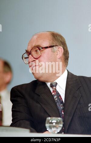 John Smith, député de la plate-forme de la Conférence du Parti travailliste au Centre Brighton à East Sussex. 27 septembre 1993. Photo: Neil Turner Banque D'Images