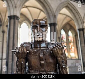 Œuvres d'art Daedalus dans la cathédrale de Salisbury connue sous le nom d'église de la Sainte Vierge Marie, une cathédrale anglicane à Salisbury, en Angleterre Banque D'Images