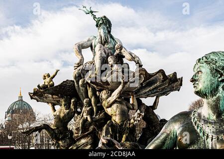 Fontaine de Neptune (Neptunbrunnen). Berlin, Allemagne. Banque D'Images