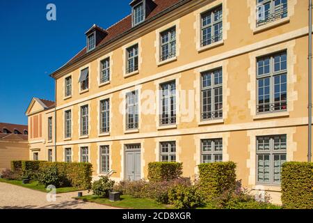 France, Paris, ancien hôpital de Laennec, siège du Groupe de Kering, 40 rue de S?vres Banque D'Images