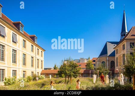 France, Paris, ancien hôpital de Laennec, siège du Groupe de Kering, 40 rue de S?vres, cours Saint Fran?ois Banque D'Images