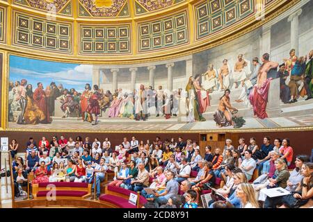 France, Paris, Journées du patrimoine, École nationale des Beaux-Arts, Hémicycle des Beaux-Arts, fresque de Paul Delaroch dans l'amphithéâtre d'honneur Banque D'Images