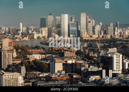 Vue en hauteur du quartier financier de Canary Wharf dans la ville De Londres Banque D'Images