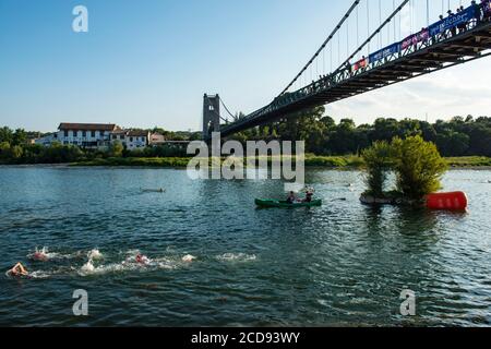 France, Ardèche, Saint Martin d'Ardèche, Triathlon des Gorges de l'Ardèche, distance S, natation Banque D'Images