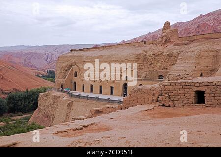 Bezeklik mille grottes de Bouddha, complexe de grottes bouddhistes dans la vallée de Mutou entre les villes de Turpan et Shanshan, Xinjiang, Chine Banque D'Images