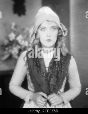 Marion Davies, 'The Red Mill' (1927) fichier MGM référence # 34000-310THA Banque D'Images