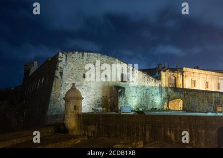 Castillo San Cristobal, une partie des défenses du vieux San Juan, Porto Rico, était la plus grande fortification européenne jamais construite dans les Amériques. C'est l Banque D'Images