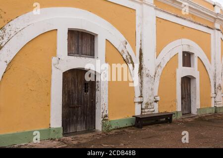 Des casemates sur la place principale de Castillo San Felipe del Morro ont été utilisés pour des quartiers de vie ou pour stocker des fournitures. Vieux San Juan, Porto Rico. San Juan Banque D'Images