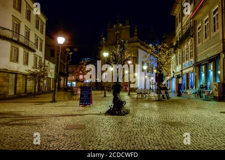 Ville de Braga la nuit au Portugal Banque D'Images