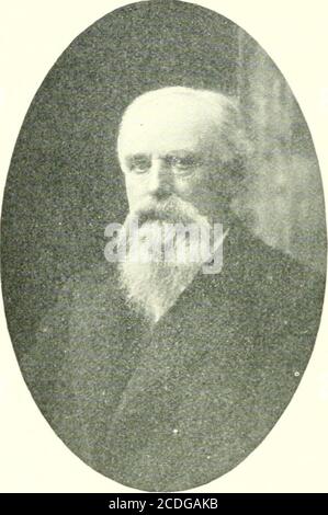 . Norwich University, 1819-1911; son histoire, ses diplômés, son titre d'honneur . f la ville de Kingsbury en 1866; présidente de la villagede Sandy Hill, 1883 et 1884, et a également été fiduciaire à plusieurs reprises; A été la tutelle de l'Union Free School, no 1, de l'époque où il a été formé en 1867 jusqu'en 1906.il a été membre de l'Église méthodiste et un administrateur pendant de nombreuses années; Sandy Hill Lodge, no 372, F. et A. M.; Sandy Hill Chapter, no 189, R. A. M.Washington Commandary, no 33, K. T., Saratoga Springs, N. Y.; Society of Mayflower descendants. Il a été le propriétaire de cottage pionnier à l'été de nowflory Banque D'Images