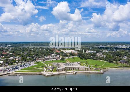 Vue aérienne du Castillo de San Marcos, le plus ancien fort de maçonnerie du continent des États-Unis à St. Augustine, Floride. Banque D'Images