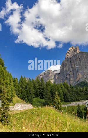 Vue sur les Dolomites depuis le col de Gardena, Tyrol du Sud, Italie Banque D'Images