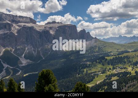 Vue sur les Dolomites près de Selva, Tyrol du Sud, Italie Banque D'Images