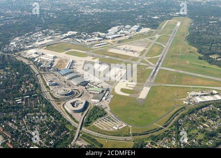 Vue aérienne, aéroport de Hambourg, Fuhlsbuettel, Hambourg, Allemagne Banque D'Images