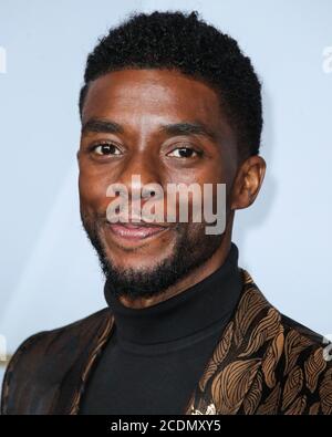 Los Angeles, États-Unis. 28 août 2020. (DOSSIER) Chadwick Boseman mort à 43 ans après la bataille de Colon cancer. LOS ANGELES, CALIFORNIE, États-Unis - JANVIER 27 : l'acteur Chadwick Boseman pose dans la salle de presse lors du 25e Prix annuel de la Guilde des acteurs de l'écran, qui s'est tenu au Shrine Auditorium le 27 janvier 2019 à Los Angeles, Californie, États-Unis. (Photo de Xavier Collin/image Press Agency) Credit: Image Press Agency/Alay Live News Banque D'Images