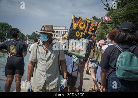 Le réseau national d'action a organisé une marche commémorative à l'occasion de l'anniversaire de la marche de la droite civile le 1963. Banque D'Images