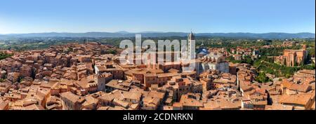 Sienne, Italie panorama. Cathédrale de Sienne, Duomo di Siena. Région de Toscane Banque D'Images