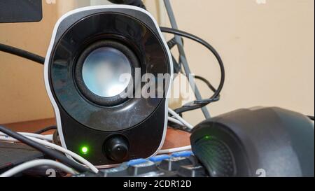 Gros plan des câbles audio et visuels Banque D'Images