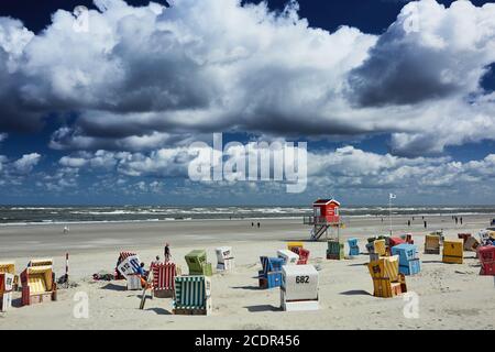 Chaises de plage à Langeooer Beach Banque D'Images