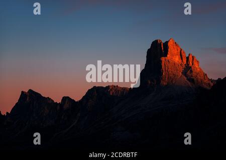 Dolomites lever de soleil paysage naturel en Italie du Nord Banque D'Images