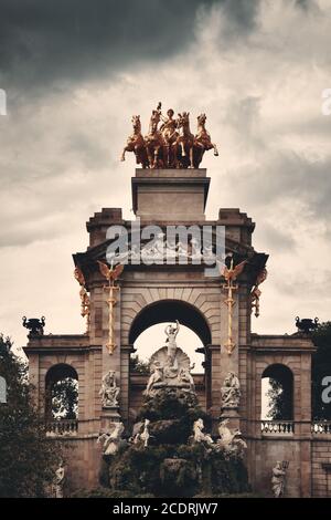 Cascada Monumental dans Parc de la Ciutadella à Barcelone, Espagne. Banque D'Images