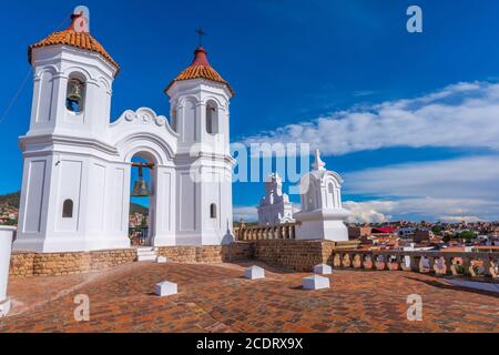 Sur le toit de l'église Iglesia de San Felipe Neri, sucre, capitale constitutionnelle de la Bolivie, capitale du département de Chuquisaca, Bolivie, Amérique latine Banque D'Images