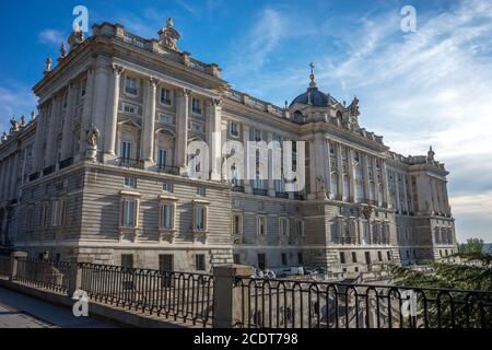 Madrid, Espagne - 17 juin : le palais royal de Madrid, Espagne, Europe le 17 juin 2017. Banque D'Images