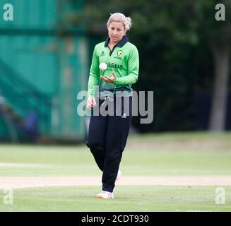 BECKENHAM, Royaume-Uni, AOÛT 29 : Claire Nichyasual Rachael Heyhoe Flint Trophée entre femmes étoiles du Sud-est et Western Storm au sol du comté, Beckenham le 29 août 2020 crédit : action Foto Sport/Alamy Live News Banque D'Images