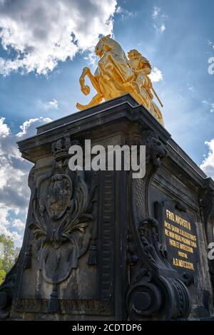 Le cavalier d'or dans le centre-ville de Dresde. L'électeur Saxon août le fort est représenté Banque D'Images