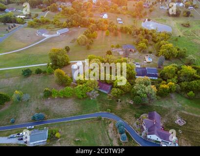 Vue aérienne de la campagne américaine avec champ rural de paysage de terres agricoles Paysage dans l'Ohio Banque D'Images