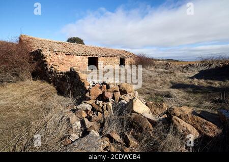 Ruines près du village abandonné de la Pica, province de Soria, Espagne Banque D'Images